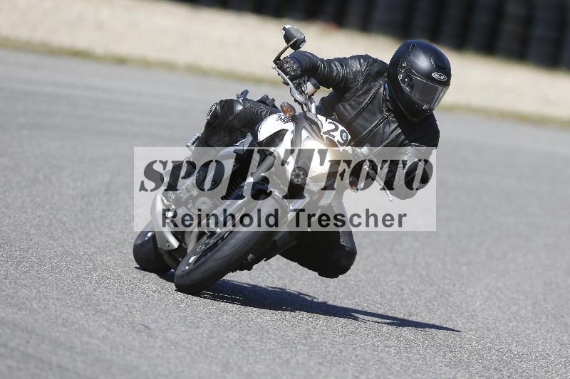 /05 07.04.2026 Cornu Master School ADR/Gruppe gruen/29